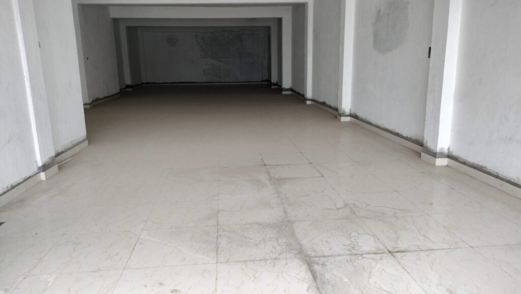 interior view of shop-for-rent-in-tirupur